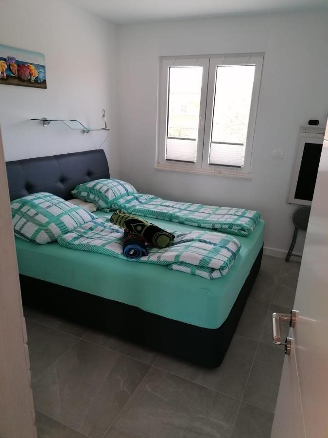 Volme Pool Apartment Banjole Luaran gambar