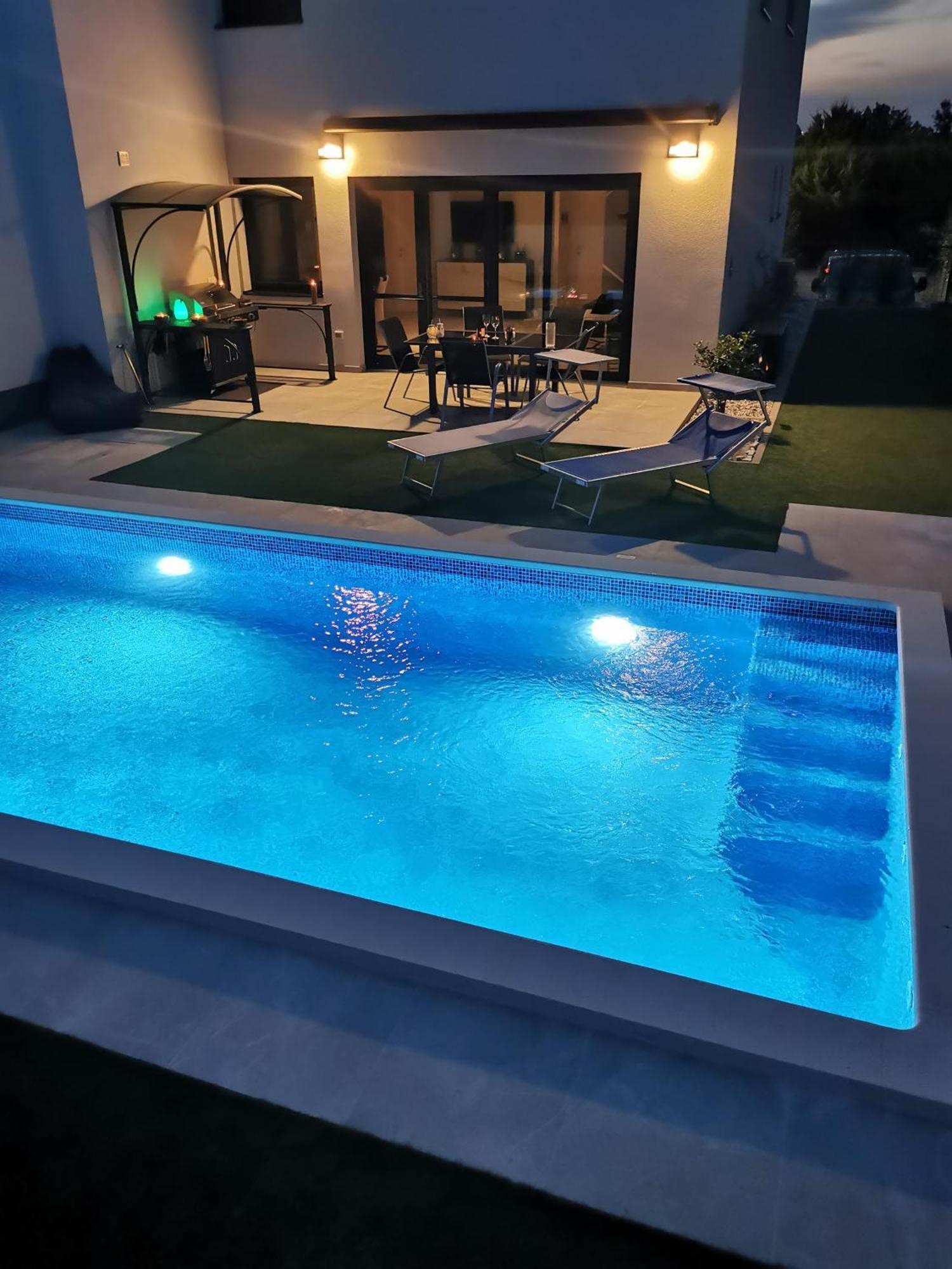 Volme Pool Apartment Banjole Luaran gambar